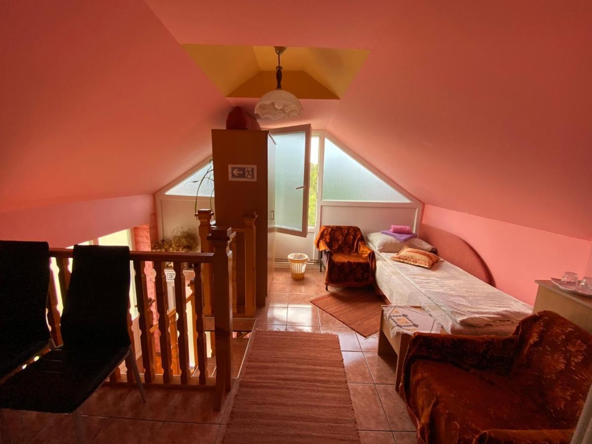 Sud ,,Antal I Olga,, Bed and Breakfast Skorenovac Exterior foto